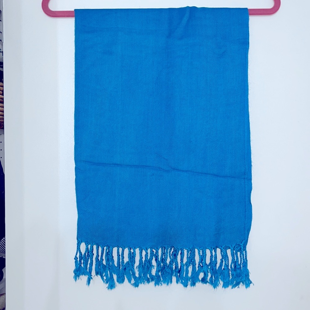Blue scarf
